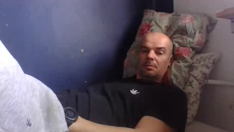 Snapshot of yewloo chatting on November 5, 8:25 am yewloo online show from November 5, 8:25 am