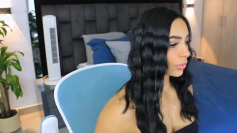 Yika Alves online show from July 18, 10:13 pm