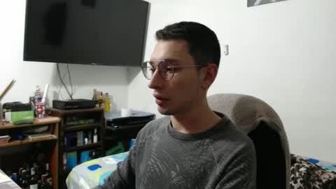 Snapshot of yinmao08 chatting on February 16, 1:57 am yinmao08 online show from February 16, 1:57 am