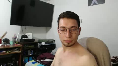 Snapshot of yinmao08 chatting on March 3, 12:17 am yinmao08 online show from March 3, 12:17 am