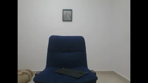 yissus_20 online show from November 7, 2:11 am