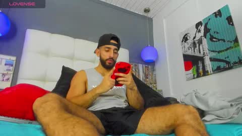 Yiyo online show from February 10, 4:27 am