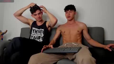 yizus_bonz online show from December 19, 11:23 pm