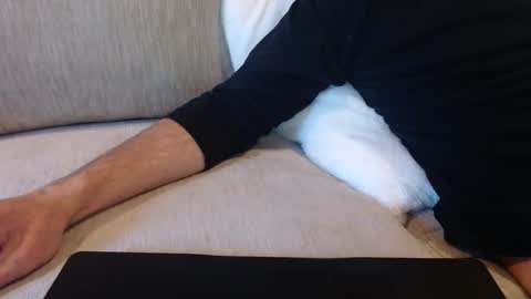 James online show from December 6, 8:51 pm