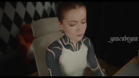 ynnenbrynn online show from April 2, 10:02 am