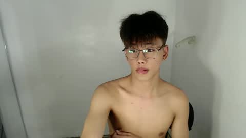 ynotyu online show from March 21, 1:43 am