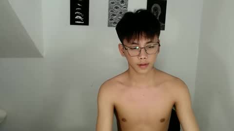 ynotyu online show from May 17, 7:21 pm