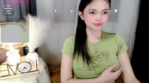 Snapshot of yogirl_abby chatting on June 22, 3:20 pm Hi i am Abby i am Filipina Aussie youve ever wanted to meet NOT INTO CHEAP GUY online show from June 22, 3:20 pm