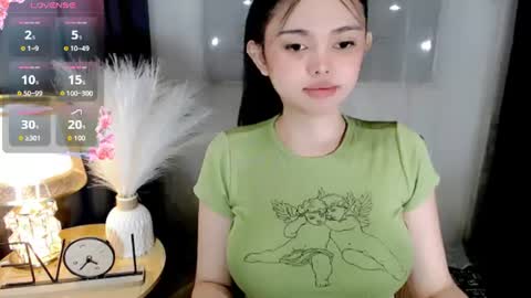 Snapshot of yogirl_abby chatting on July 4, 9:54 pm Hi i am Abby i am Filipina Aussie youve ever wanted to meet NOT INTO CHEAP GUY online show from July 4, 9:54 pm