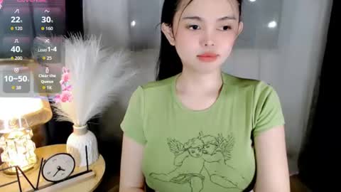 Snapshot of yogirl_abby chatting on July 13, 2:03 am Hi i am Abby i am Filipina Aussie youve ever wanted to meet NOT INTO CHEAP GUY online show from July 13, 2:03 am