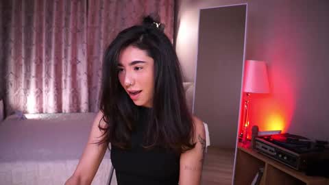 Yoko online show from December 5, 6:11 am