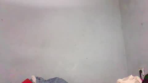 yolandrina05 online show from September 28, 9:25 am