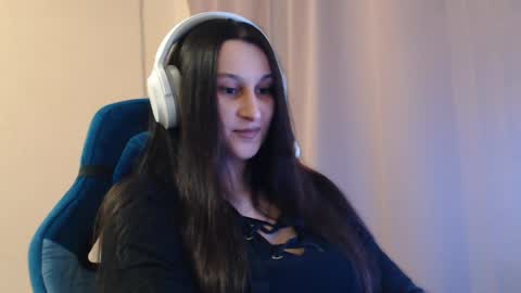 Sophie online show from March 26, 2:11 pm