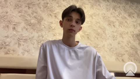 Snapshot of yoo_dee_ohh chatting on December 11, 8:04 am Yoo Dee Ohh online show from December 11, 8:04 am