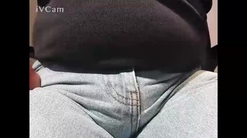 yoon85 online show from October 22, 8:25 am