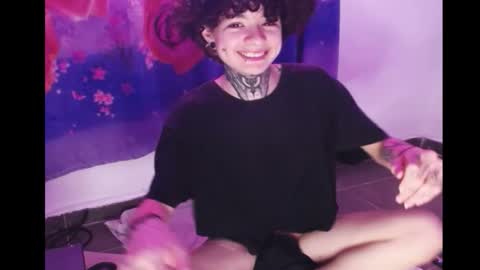 Little Mike Independent model online show from February 22, 8:51 pm