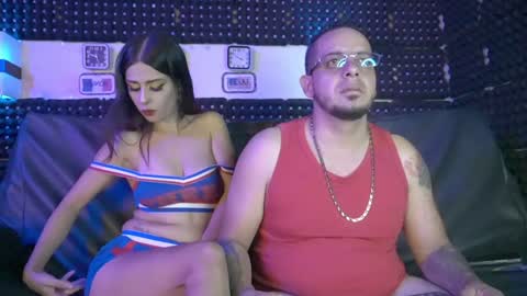 Snapshot of yorsandulce chatting on December 18, 8:47 pm dulceandyors online show from December 18, 8:47 pm