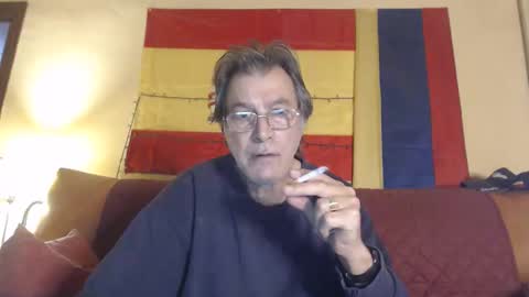 Snapshot of yosep44 chatting on October 5, 8:01 am yosep online show from October 5, 8:01 am