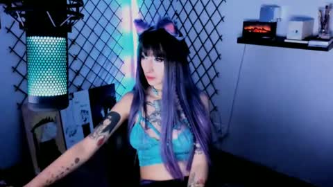 Snapshot of yoshino_san chatting on June 22, 11:35 pm you can call me Andy or yoshi 3 online show from June 22, 11:35 pm
