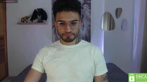 yoshy_man online show from January 31, 3:52 am