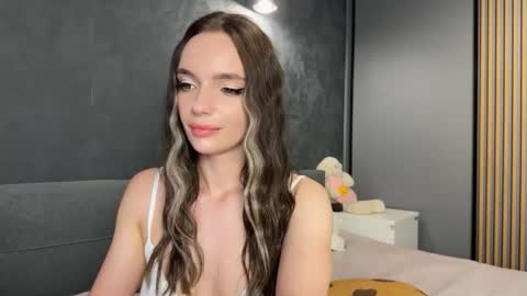 you_already_know_mee online show from May 6, 9:09 pm