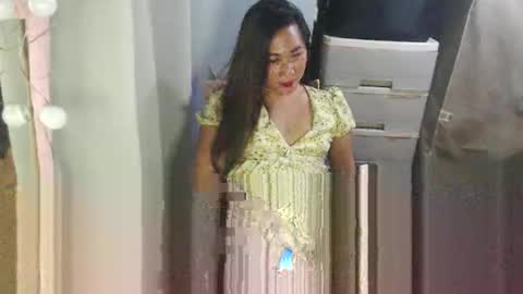 Snapshot of yougotmeanna chatting on January 14, 1:28 pm Your Dream Pinay Anna online show from January 14, 1:28 pm