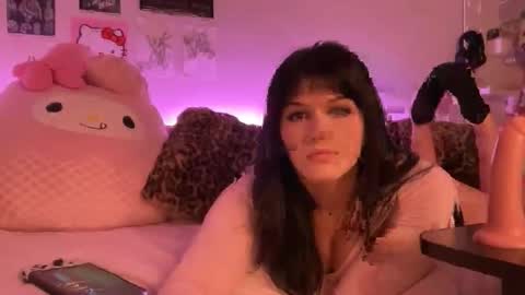 lucy  online show from May 9, 5:12 am