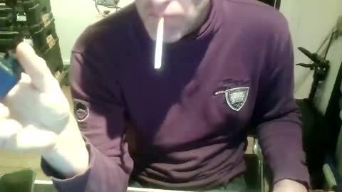 Snapshot of youmepleasure chatting on February 24, 3:33 am Playtime online show from February 24, 3:33 am