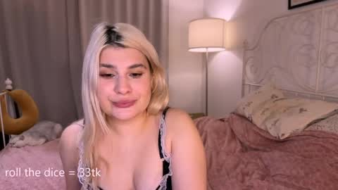 Alice online show from April 13, 8:25 pm