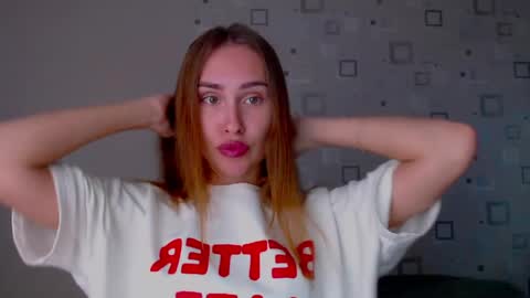 Snapshot of your_ameliaa chatting on May 25, 5:08 pm Amelia online show from May 25, 5:08 pm