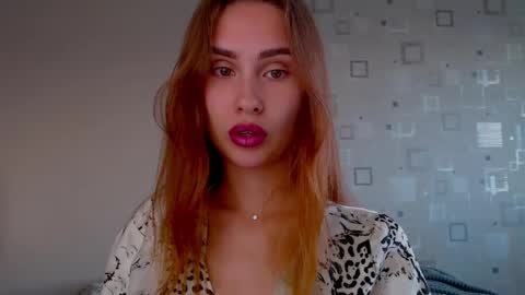 Snapshot of your_ameliaa chatting on June 2, 4:09 pm Amelia online show from June 2, 4:09 pm