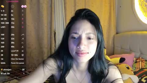 mia3 online show from March 12, 12:50 am