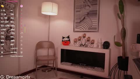 Snapshot of your_dreaamgirlx chatting on October 27, 2:26 am Isabella online show from October 27, 2:26 am