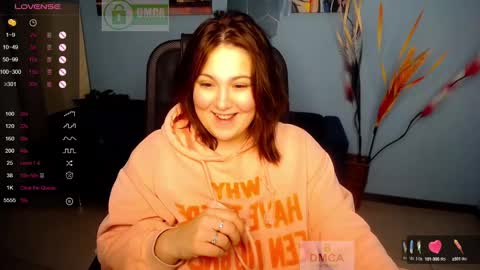 Snapshot of your_dream_04 chatting on January 30, 4:34 pm Erica online show from January 30, 4:34 pm