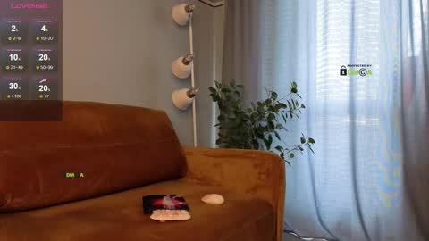 Snapshot of your_dream_alice chatting on March 10, 6:16 am Alice online show from March 10, 6:16 am