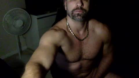 Snapshot of your_dreaman chatting on December 21, 5:40 pm your_dreaman online show from December 21, 5:40 pm