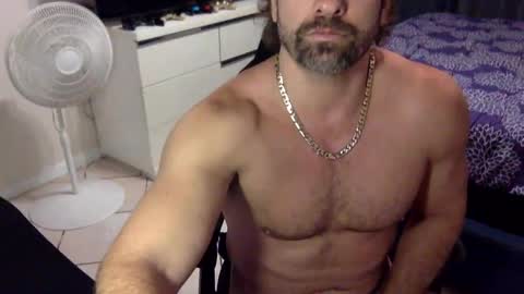 Snapshot of your_dreaman chatting on December 22, 10:17 am your_dreaman online show from December 22, 10:17 am