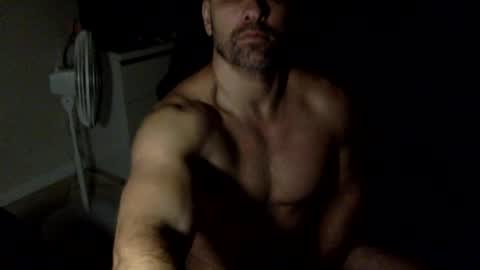 Snapshot of your_dreaman chatting on March 9, 9:35 am your_dreaman online show from March 9, 9:35 am