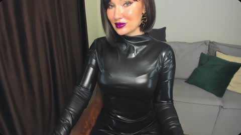 Snapshot of your_eclipse chatting on February 6, 5:30 pm Goddess Alana online show from February 6, 5:30 pm