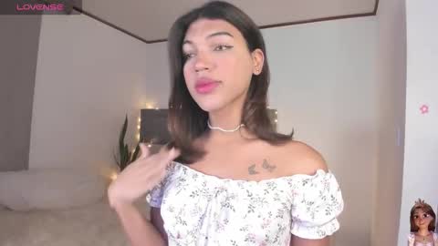 Eliza online show from February 18, 2:24 pm