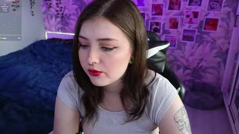 Snapshot of your_gabby chatting on February 23, 1:08 pm your gabby online show from February 23, 1:08 pm