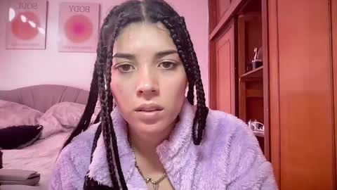 Snapshot of your_girl_of_dreams chatting on January 4, 5:37 pm Natt online show from January 4, 5:37 pm