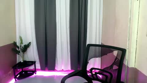 your_girl_yeka online show from April 7, 4:46 am