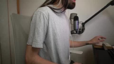 Siebel. online show from April 17, 1:36 pm