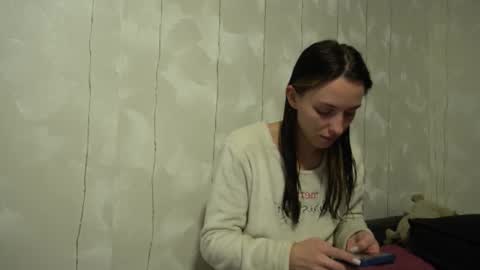 Meri  online show from February 4, 9:42 pm