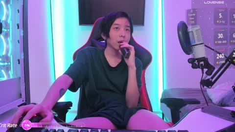 Snapshot of your_little_twink chatting on February 2, 11:32 pm Han online show from February 2, 11:32 pm