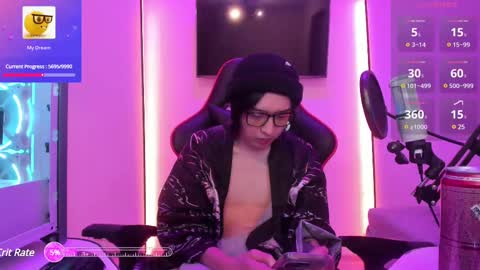 Snapshot of your_little_twink chatting on February 24, 12:30 am Han online show from February 24, 12:30 am