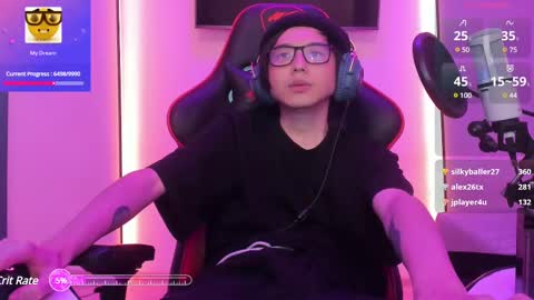 Snapshot of your_little_twink chatting on February 24, 3:33 am Han online show from February 24, 3:33 am