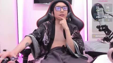 Snapshot of your_little_twink chatting on March 3, 10:52 pm Han online show from March 3, 10:52 pm