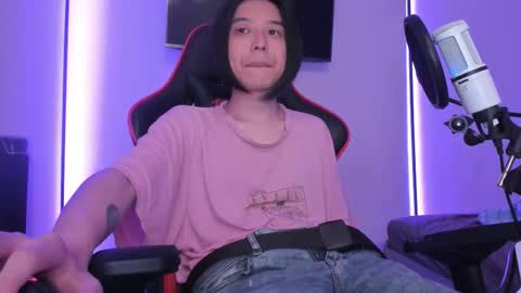 Snapshot of your_little_twink chatting on September 13, 2:33 am Han online show from September 13, 2:33 am